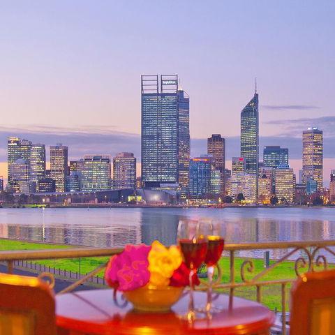The Peninsula Riverside Serviced Apartments - Accommodation 4U 0