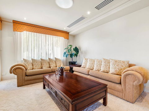 The Peninsula Riverside Serviced Apartments - Accommodation 4U 10