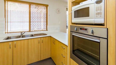 Dowler Apartments Subiaco - Accommodation 4U 27