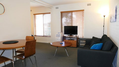 Dowler Apartments Subiaco - Accommodation 4U 41