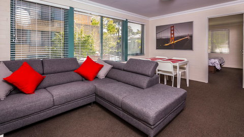 Dowler Apartments Subiaco - Accommodation 4U 14