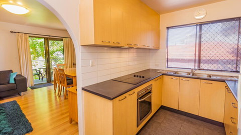 Dowler Apartments Subiaco - Accommodation 4U 40