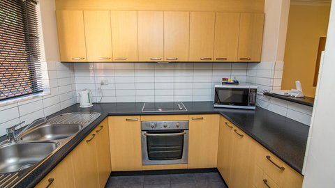 Dowler Apartments Subiaco - Accommodation 4U 32
