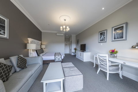 Grand Mercure Basildene Manor - Accommodation 4U 21