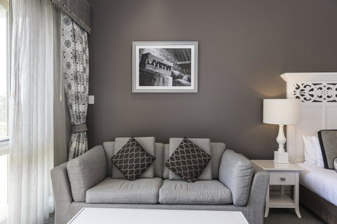 Grand Mercure Basildene Manor - Accommodation 4U 18