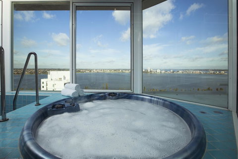 Novotel Perth Langley - Accommodation 4U 8