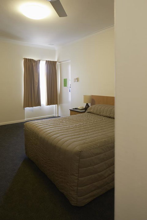 Baileys Parkside Motel By VetroBlu - Accommodation 4U 6