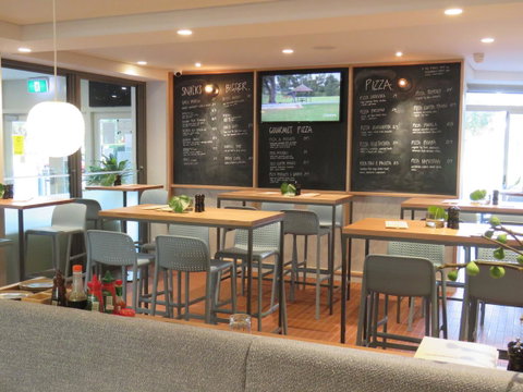 Baileys Parkside Motel By VetroBlu - Accommodation 4U 3