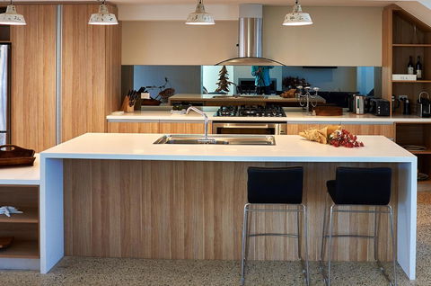 The Urban Beach House - Accommodation 4U 7