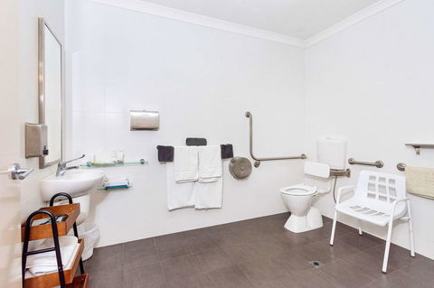 Quality Hotel Bayswater - Accommodation 4U 14