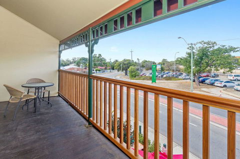 Quality Hotel Bayswater - Accommodation 4U 13
