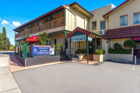 Quality Hotel Bayswater - Accommodation 4U 0