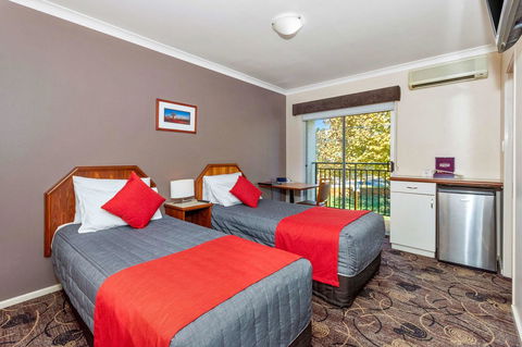 Quality Hotel Bayswater - Accommodation 4U 5