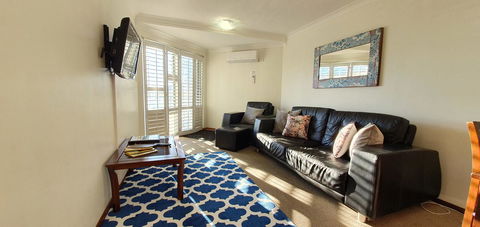Scarborough Beach Front Resort - Shell Ten - Accommodation 4U 5