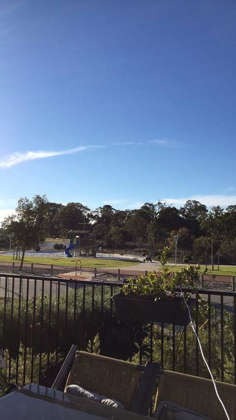 Lakeside Views - Accommodation 4U 17