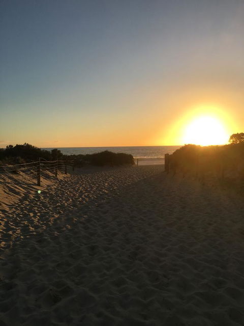Dunes Scarborough Beach - Accommodation 4U 12