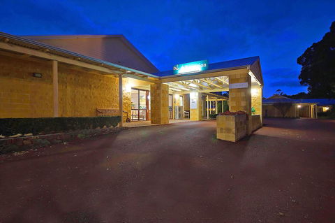 Stay Margaret River - Accommodation 4U 32