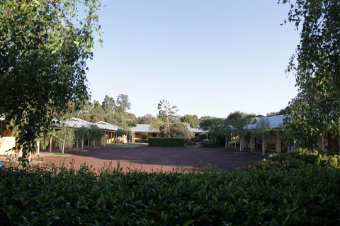 Stay Margaret River - Accommodation 4U 34
