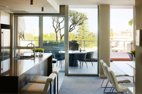 Claremont Quarter Luxury Apartment - Accommodation 4U 0