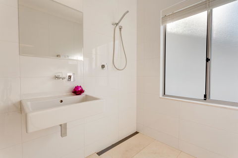 Cottesloe Contemporary Villa - Accommodation 4U 7