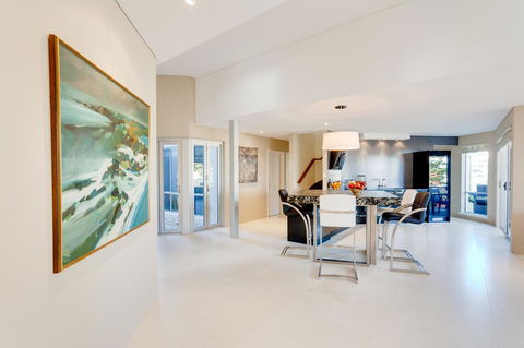 Cottesloe Contemporary Villa - Accommodation 4U 5