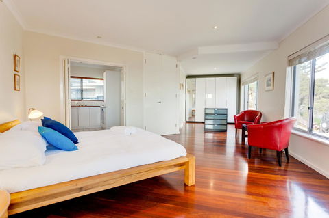 Cottesloe Contemporary Villa - Accommodation 4U 4