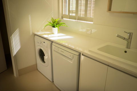 Cottesloe Artist's Beach Retreat - Accommodation 4U 33