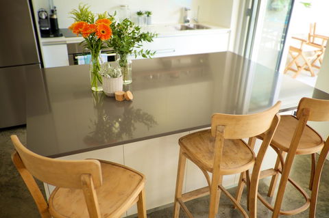 Cottesloe Artist's Beach Retreat - Accommodation 4U 18
