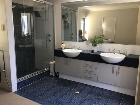 BeachHideaway@Scarborough - Accommodation 4U 6
