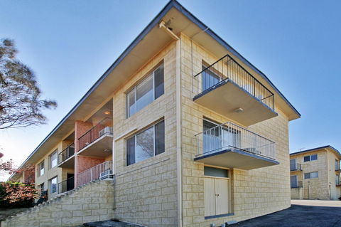 Summer Breeze - Holiday Or Business Apartment - Accommodation 4U 0