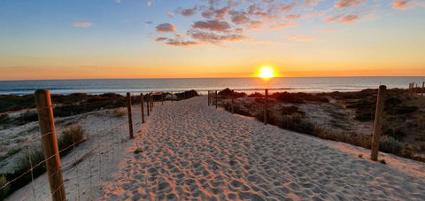 Summer Breeze - Holiday Or Business Apartment - Accommodation 4U 14