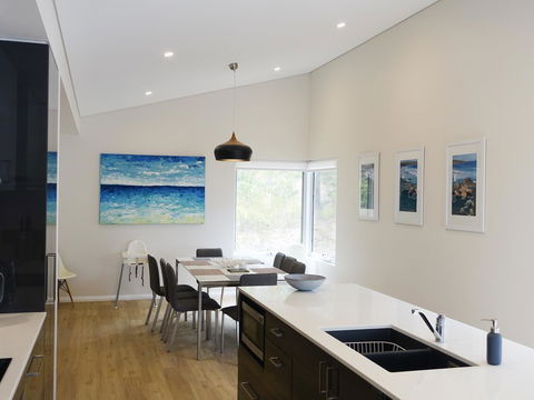 The Villa Dunsborough - Accommodation 4U 12