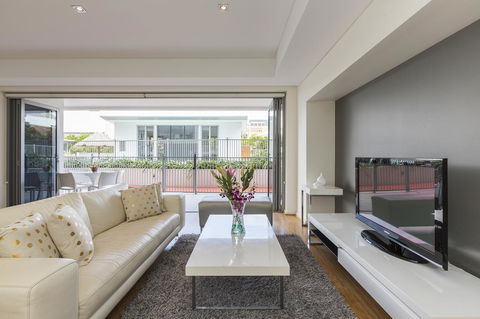 Gallery Serviced Apartments - Accommodation 4U 18