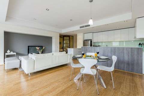 Gallery Serviced Apartments - Accommodation 4U 22