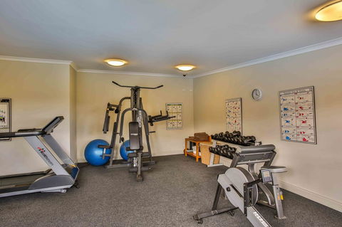 Moonlight Bay Suites - Accommodation 4U 15