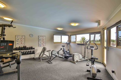 Moonlight Bay Suites - Accommodation 4U 16