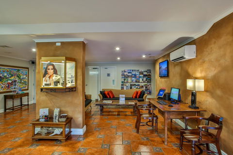 Moonlight Bay Suites - Accommodation 4U 19