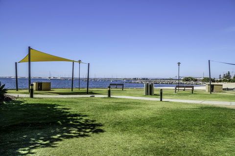 Luxury Suite Bunbury - Accommodation 4U 20