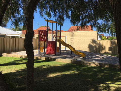 Geographe Bay Apartment - Accommodation 4U 8
