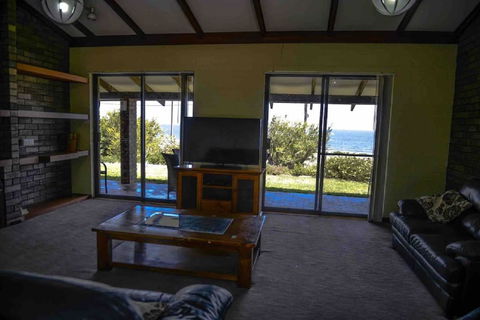 Geraldton Holliday Villas - Accommodation 4U 10