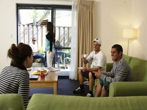 Leeuwin Apartments - Accommodation 4U 11