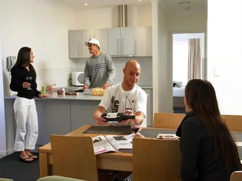 Leeuwin Apartments - Accommodation 4U 13