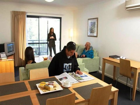 Leeuwin Apartments - Accommodation 4U 10