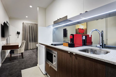 Attika Hotel - Accommodation 4U 22