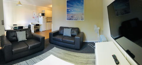 West Beach Lagoon 107 - Great Value - Accommodation 4U 5