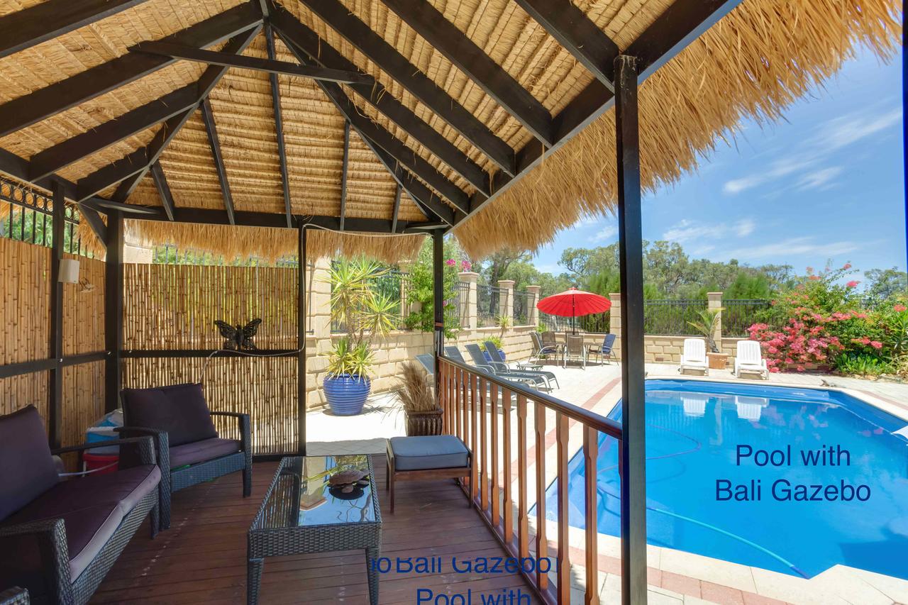 Two Rocks WA Accommodation 4U