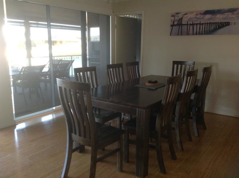 Waterside Canal Dreams - Accommodation 4U 24