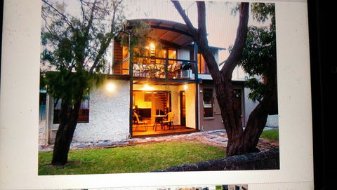 Dunsborough Luxury Villa - Accommodation 4U 0