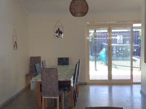The Entertainer - Accommodation 4U 12