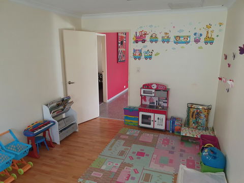 The Entertainer - Accommodation 4U 18